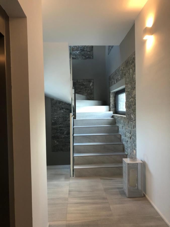 Elion Luxury Apartments Каламата Экстерьер фото