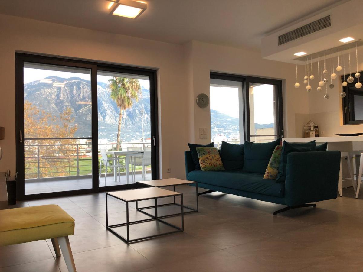 Elion Luxury Apartments Каламата Экстерьер фото